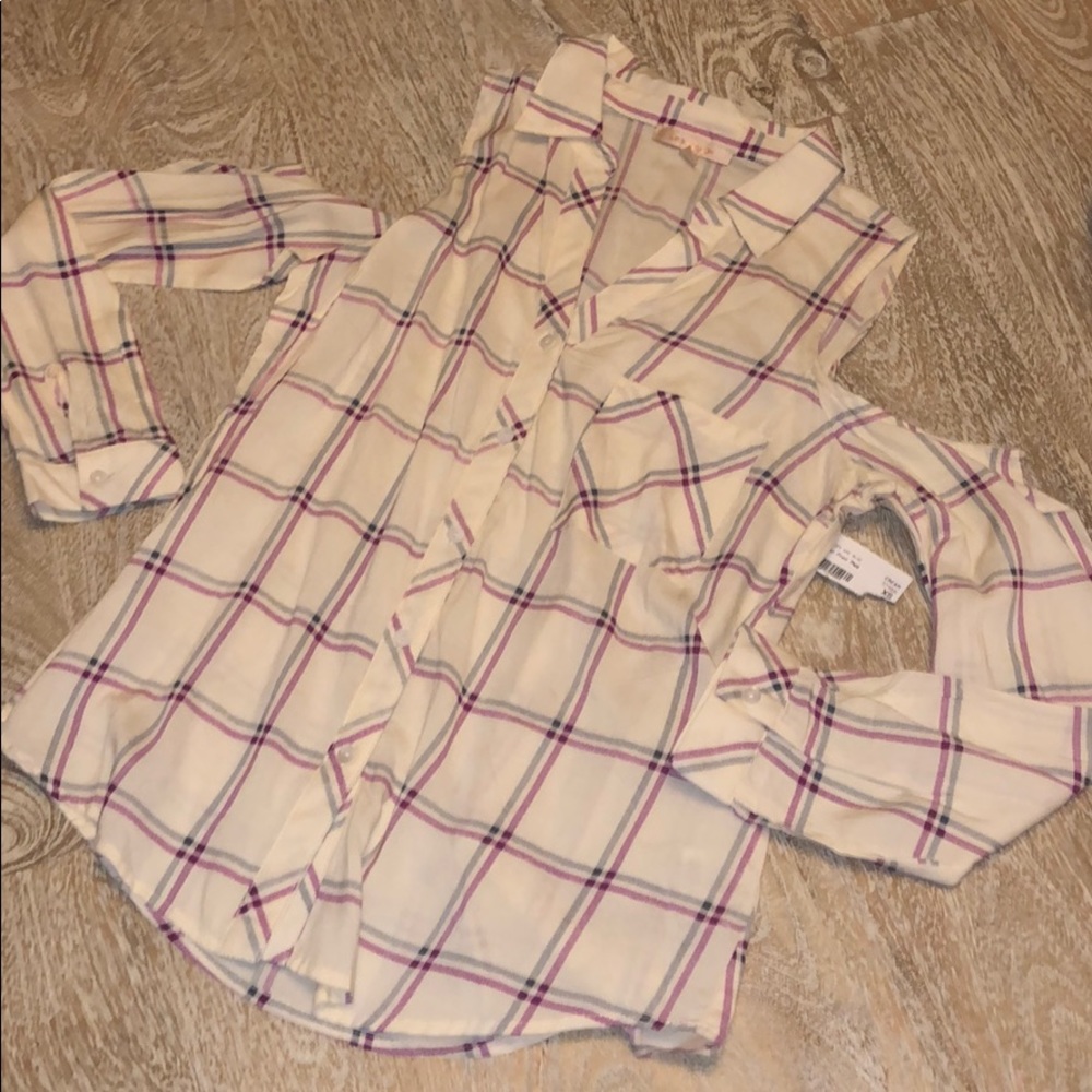 Skies are blue plaid flannel cold shoulder XS top
